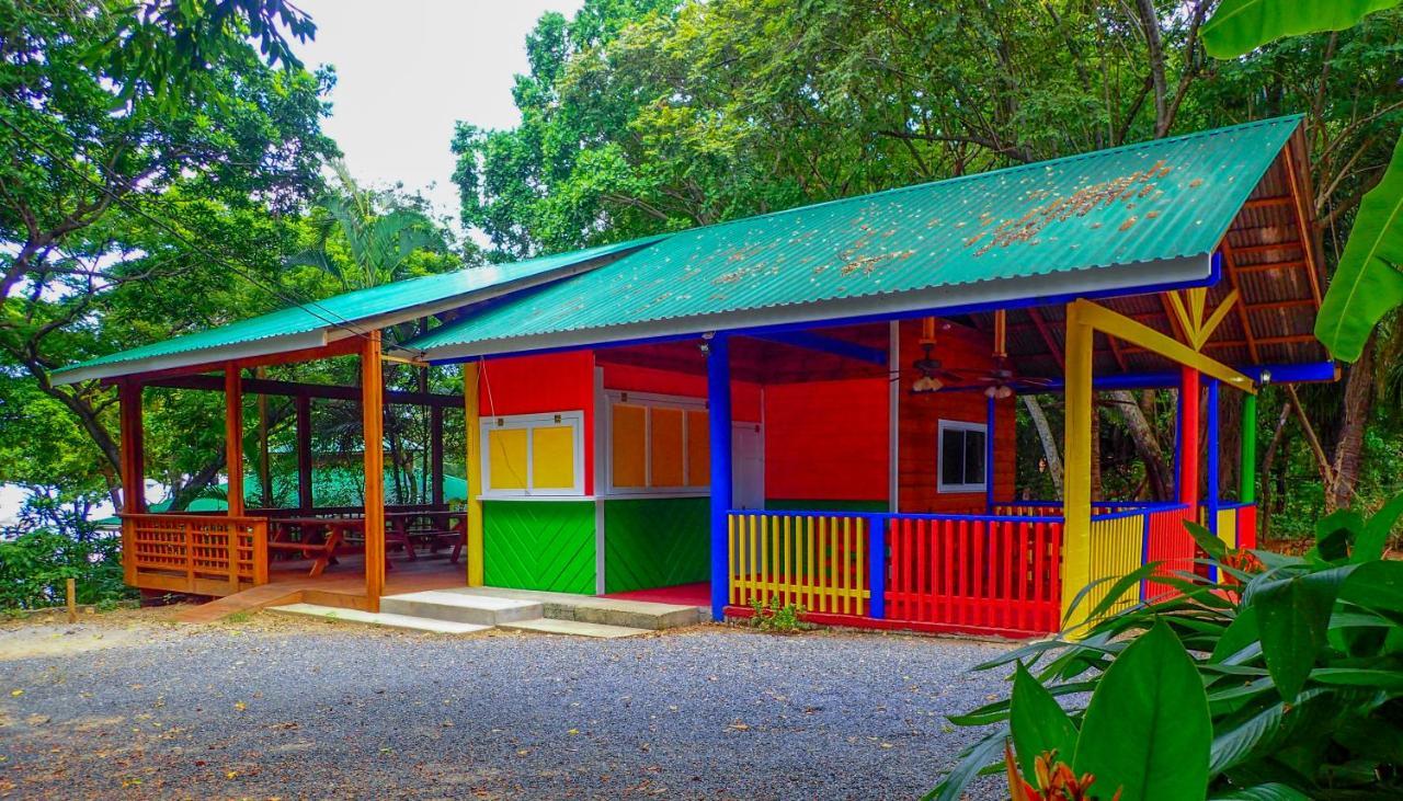 Blue Island Divers Casita Azul Villa Sandy Bay Exterior photo